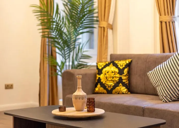 Apartment Exclusive Downtown Quentin By Prestige Homes